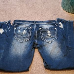 Daytrip Women's distressed jeans